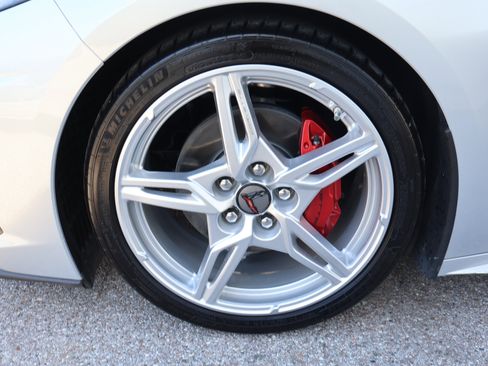 Used 2022 Chevrolet Corvette Stingray Coupe w/ 1LT image 12