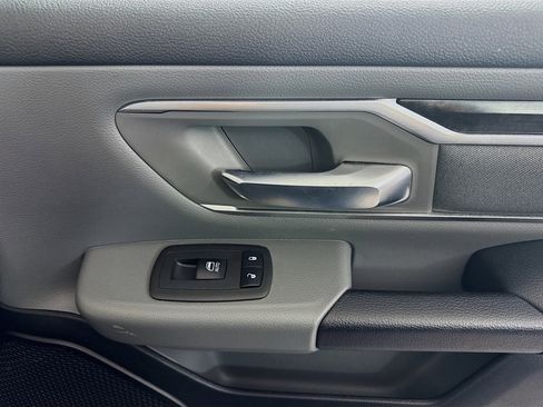 Used 2019 RAM 1500 Big Horn image 31