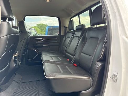 Used 2022 RAM 1500 Laramie AWD/4WD image 12