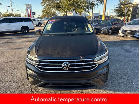 Used 2022 Volkswagen Tiguan SE image 4