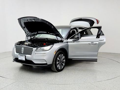 Used 2022 Lincoln Corsair Reserve w/ Equipment Group 201A image 9