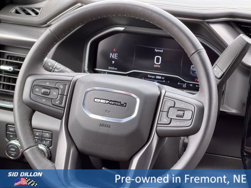 Used 2025 GMC Sierra 3500 Denali Ultimate AWD/4WD image 11