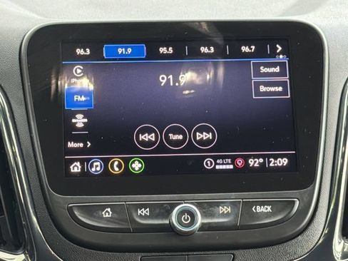Used 2023 Chevrolet Equinox RS w/ RS Leather Package FWD image 17