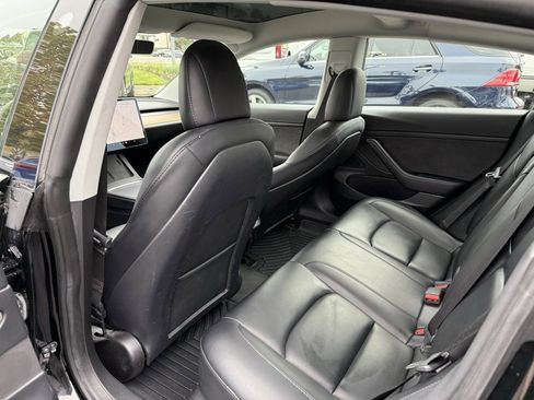 Used 2021 Tesla Model 3 Standard Range Plus image 25