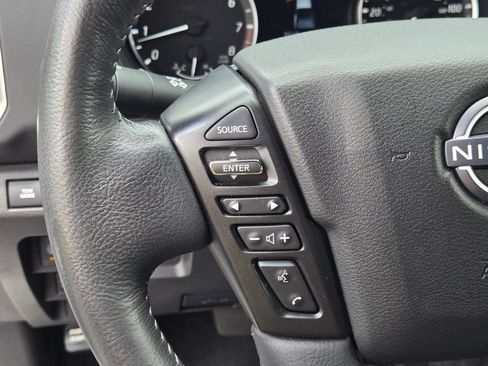 Used 2024 Nissan Frontier SV w/ SV Convenience Package RWD image 24