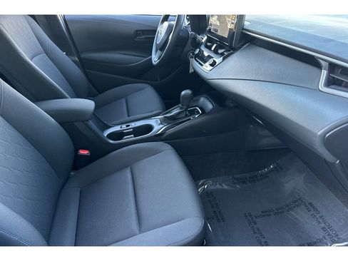 Used 2023 Toyota Corolla LE image 17