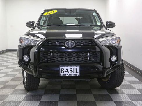 Used 2018 Toyota 4Runner SR5 Premium AWD/4WD image 3