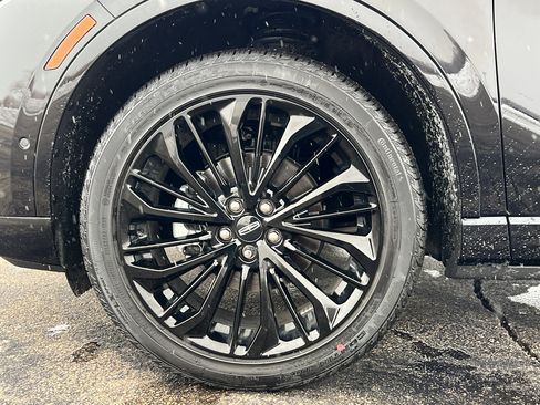 Used 2023 Lincoln Corsair Reserve w/ Equipment Group 202A image 9