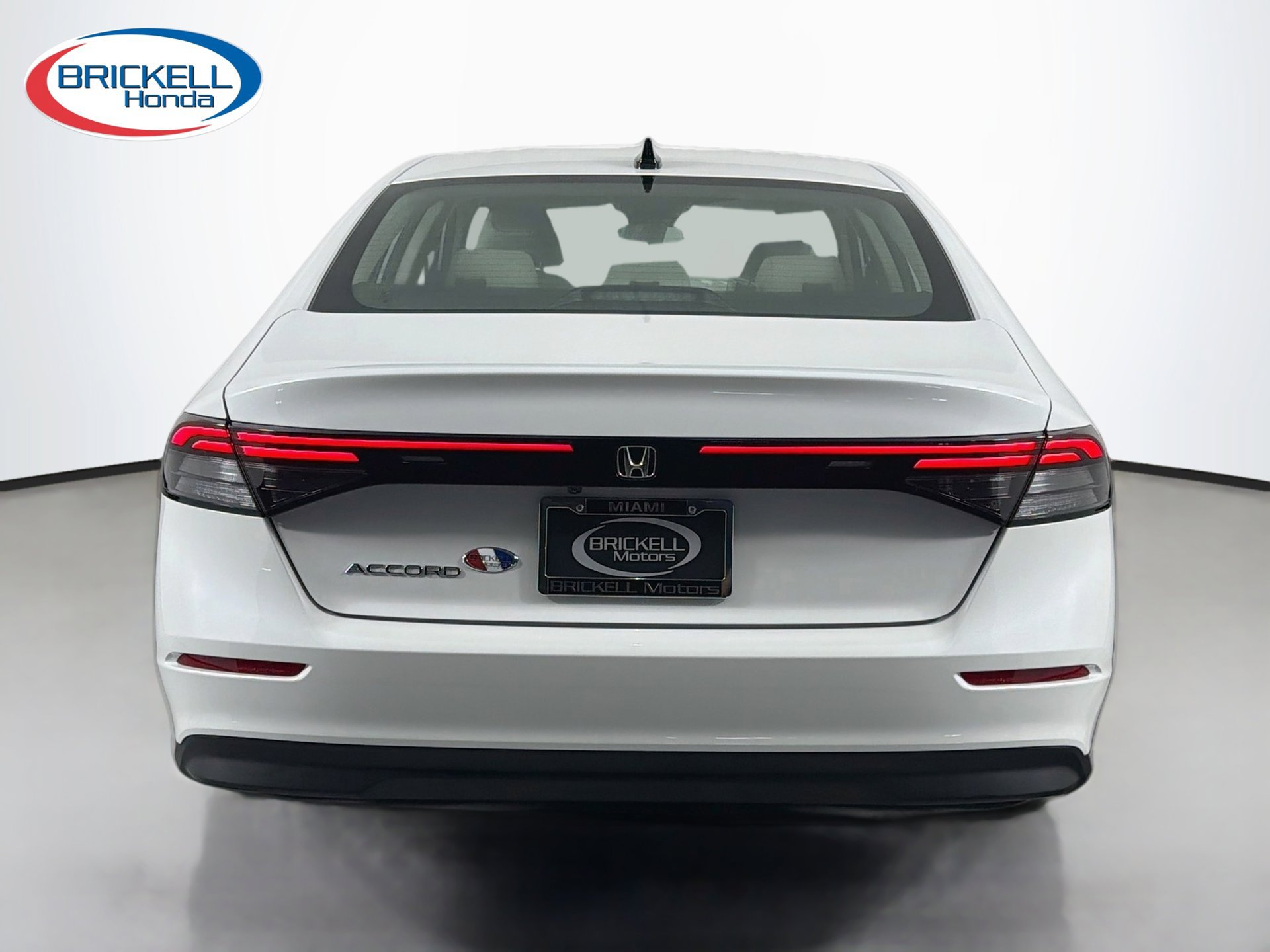 Used 2025 Honda Accord SE image 4