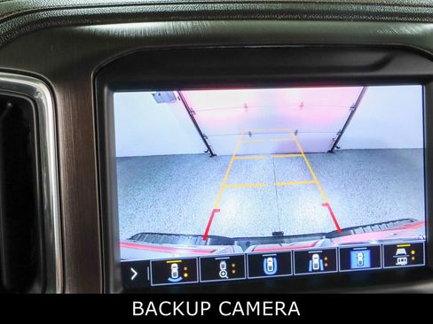 Used 2023 GMC Sierra 2500 AT4 w/ AT4 Preferred Package AWD/4WD image 20