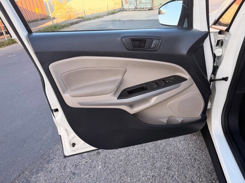 Used 2021 Ford EcoSport S FWD image 18