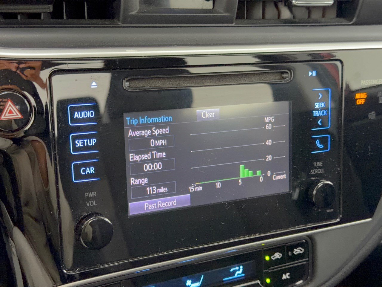 Used 2017 Toyota Corolla LE FWD image 23