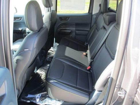 Used 2025 Ford Maverick Lobo AWD/4WD image 20