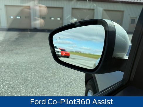 Used 2020 Ford Escape SE image 4