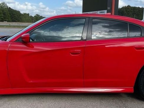 Used 2021 Dodge Charger R/T w/ Plus Group RWD image 8