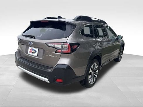 Used 2024 Subaru Outback Limited AWD/4WD image 7