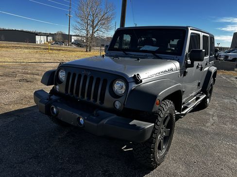 Used 2017 Jeep Wrangler Unlimited Sport image 17