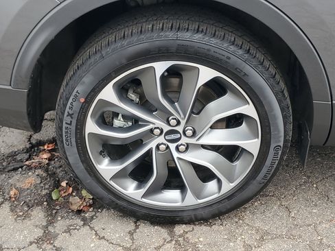 Certified 2022 Lincoln Nautilus Reserve w/ Equipment Group 201A image 7