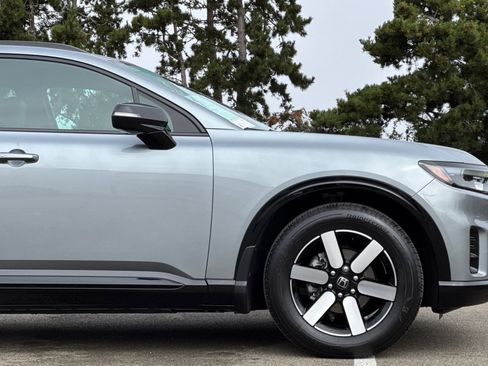 Used 2024 Honda Prologue Touring image 37