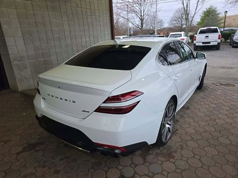 Used 2023 Genesis G70 2.0T AWD/4WD image 3