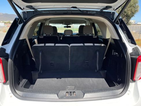 Used 2022 Ford Explorer 4WD image 9