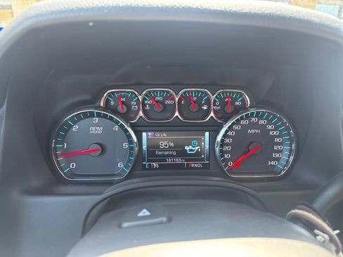 Used 2019 GMC Yukon XL SLT w/ Open Road Package AWD/4WD image 10