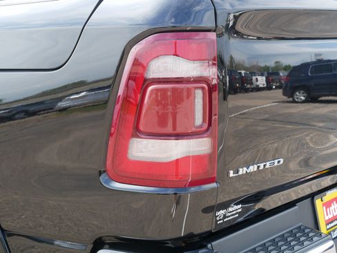Used 2019 RAM 1500 Limited AWD/4WD image 17
