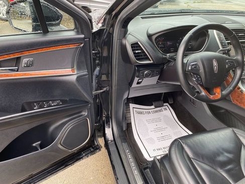 Used 2018 Lincoln MKX Select w/ Select Plus Package image 10