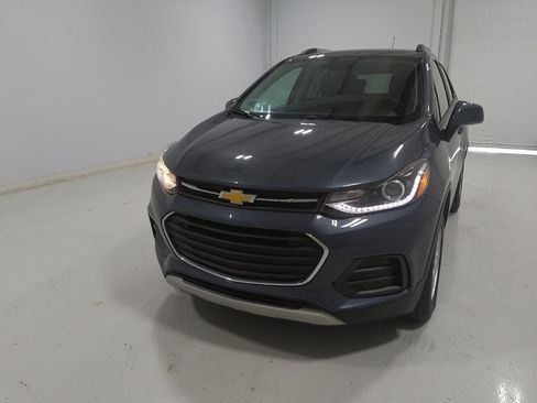 Used 2022 Chevrolet Trax LT w/ Driver Confidence Package AWD/4WD image 15