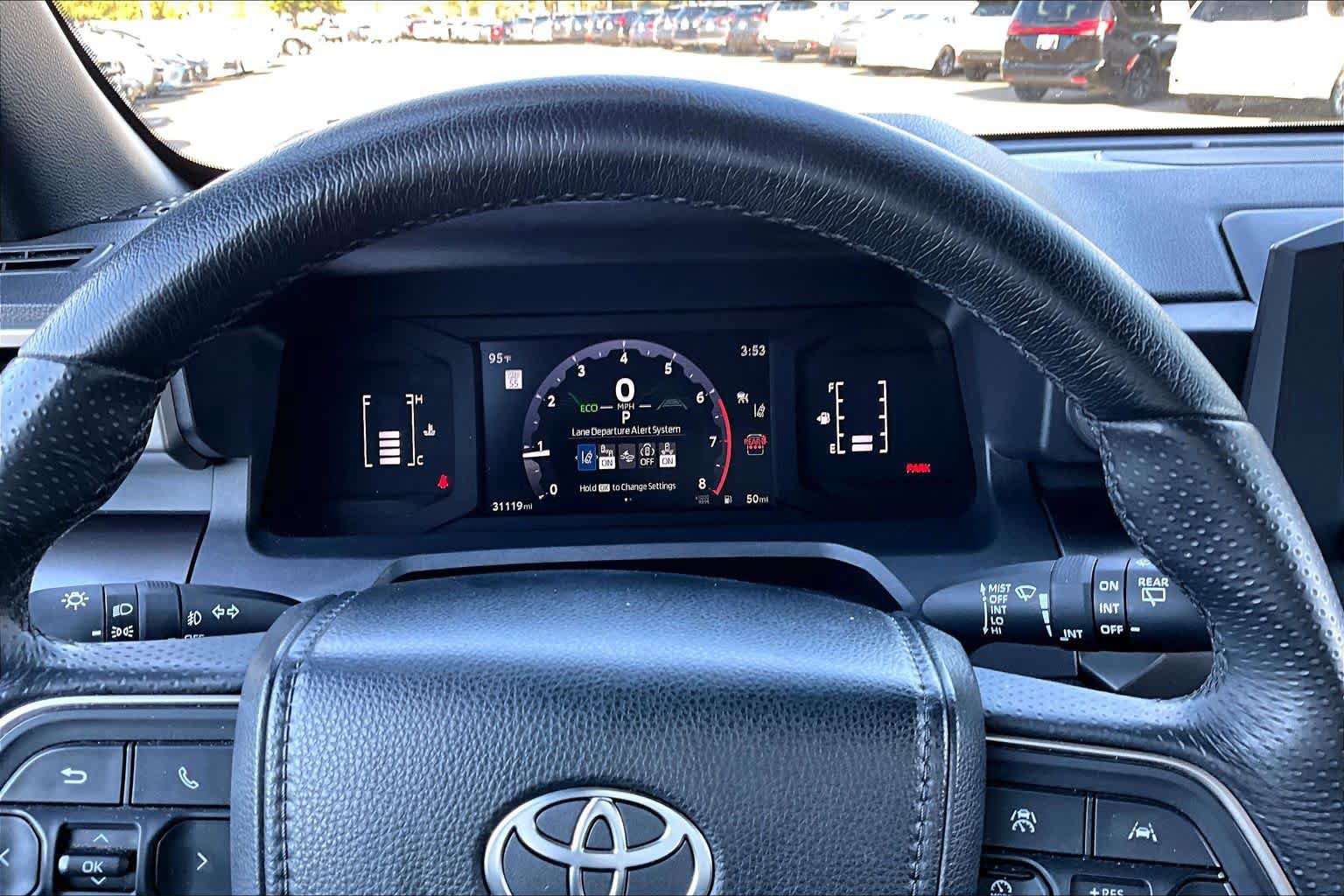 Certified 2025 Toyota 4Runner SR5 AWD/4WD image 25
