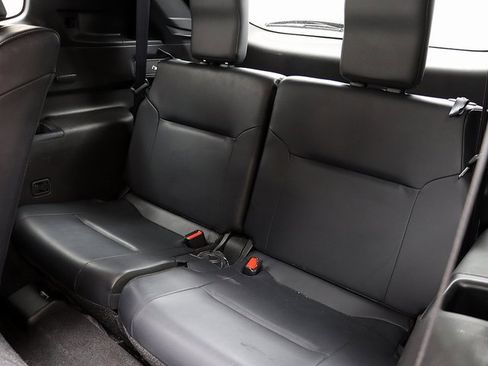 Used 2024 Mitsubishi Outlander SE image 12