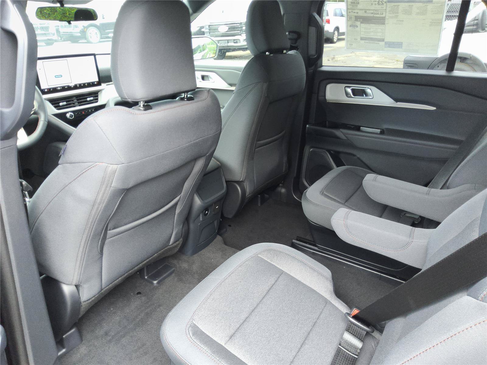 New 2027 Ford Explorer Active RWD image 23