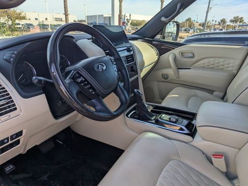 Certified 2024 INFINITI QX80 Sensory image 9
