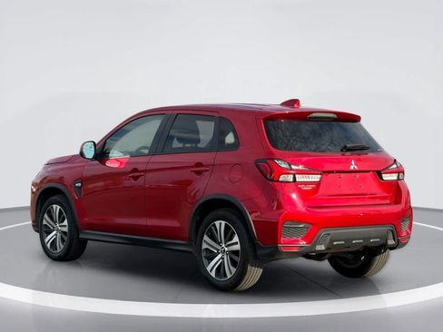 Used 2025 Mitsubishi Outlander Sport ES AWD/4WD image 3