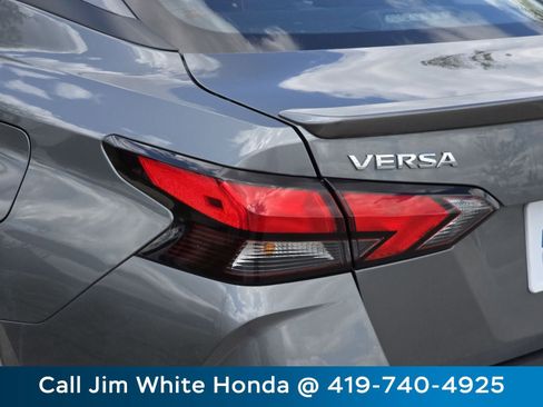 Used 2025 Nissan Versa SR w/ Trunk Package FWD image 13