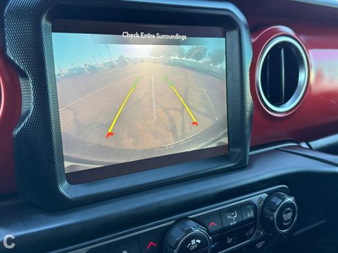 Used 2020 Jeep Wrangler Unlimited Rubicon image 25