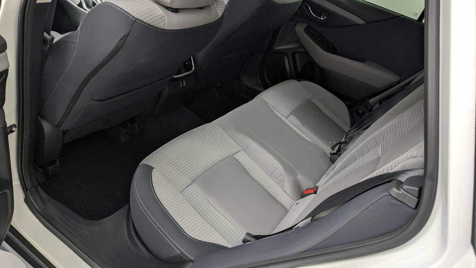 Certified 2025 Subaru Outback Premium AWD/4WD image 38