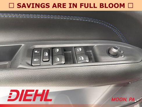 New 2026 Jeep Compass Latitude image 20