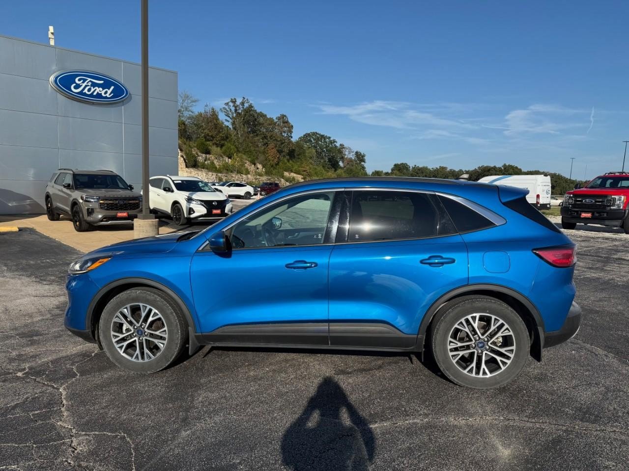 Used 2020 Ford Escape SEL FWD image 2