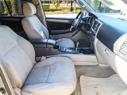 Used 2006 Toyota 4Runner SR5 RWD image 22