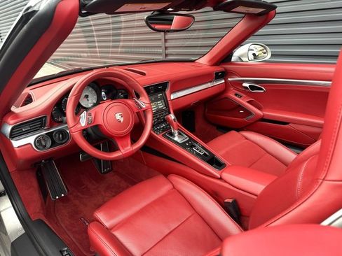 Used 2013 Porsche 911 Carrera S image 4