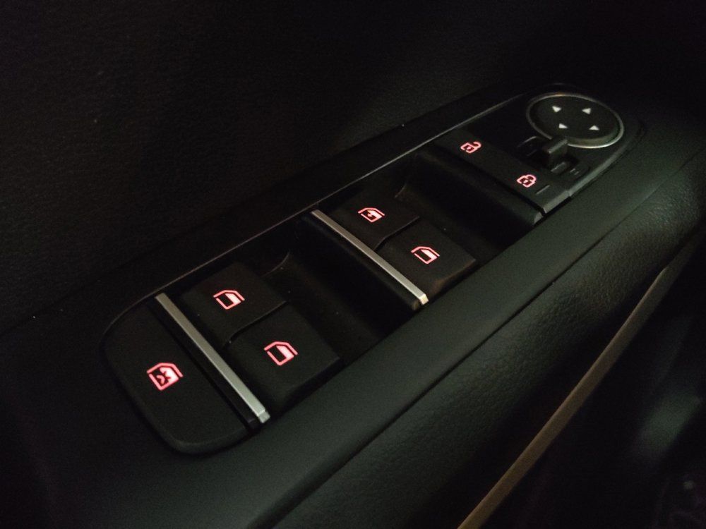 Used 2020 Kia Soul LX FWD image 27