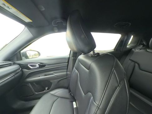 New 2026 Jeep Compass Limited image 26