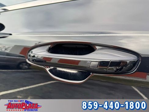 Used 2020 Kia Telluride EX image 17