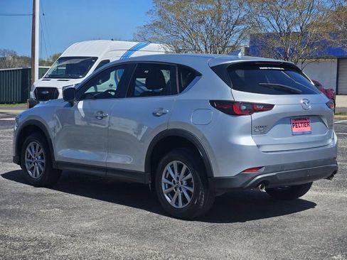 Used 2019 Toyota RAV4 Limited w/ Limited Grade Weather Package image 4