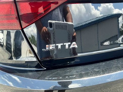 Used 2021 Volkswagen Jetta S w/ Driver Assistance Package image 8