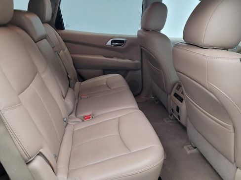 Used 2015 Nissan Pathfinder Platinum w/ Cargo Package image 19