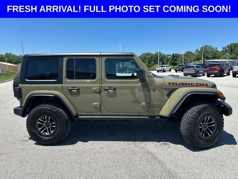 Used 2026 Jeep Wrangler Unlimited Rubicon w/ Xtreme 35 Tire Package AWD/4WD image 2