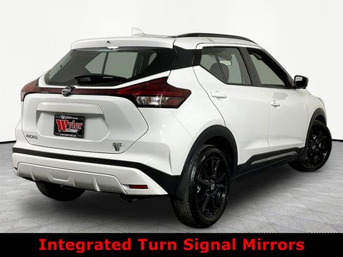 Used 2023 Nissan Kicks SR FWD image 6