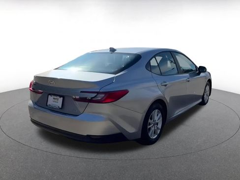 Used 2025 Toyota Camry LE image 14